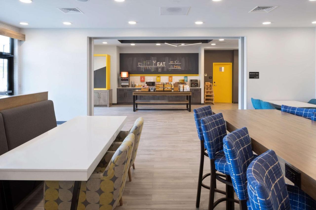 Hampton Inn By Hilton Verona At Turning Stone Exterior photo