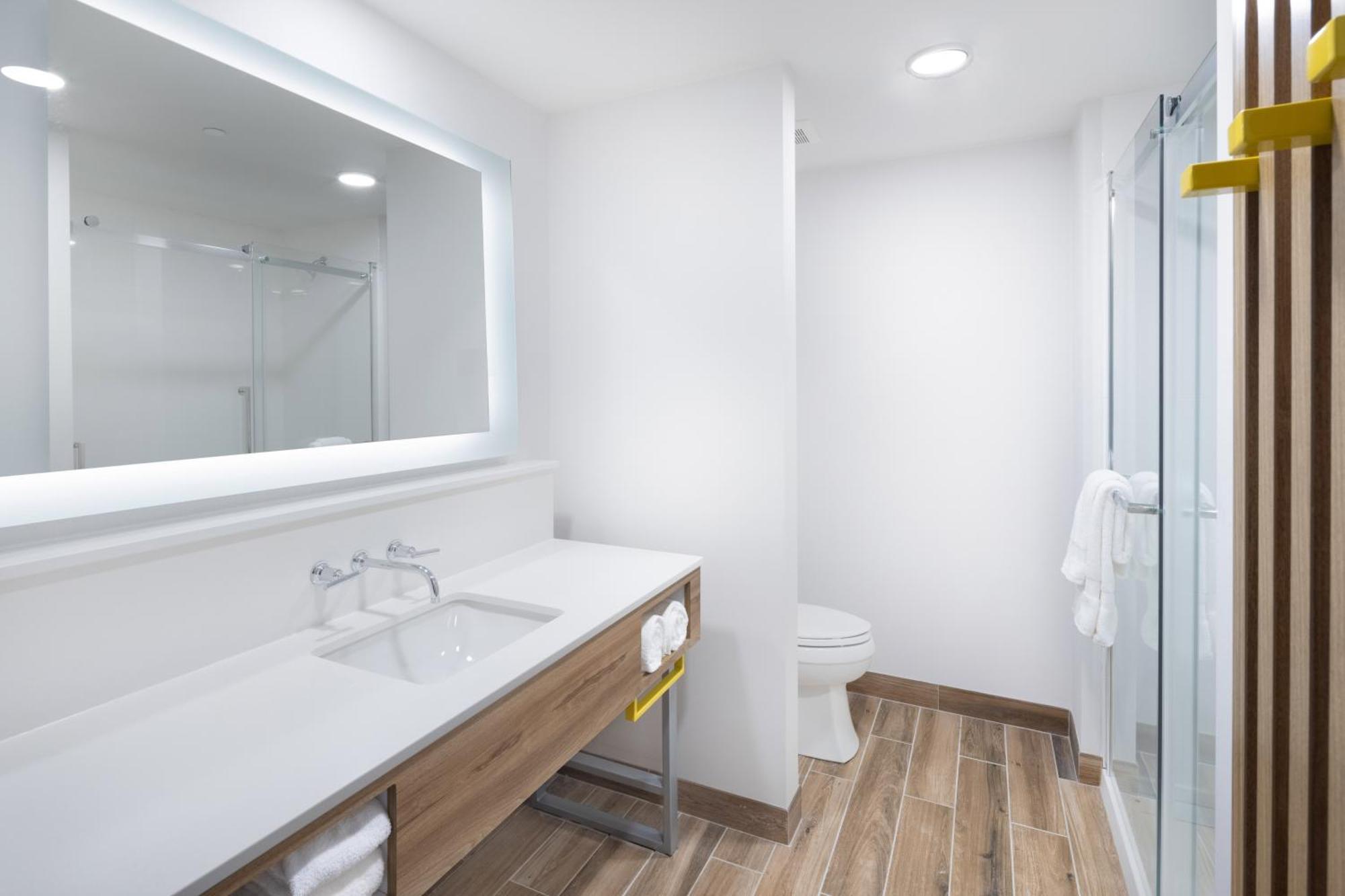 Hampton Inn By Hilton Verona At Turning Stone Exterior photo