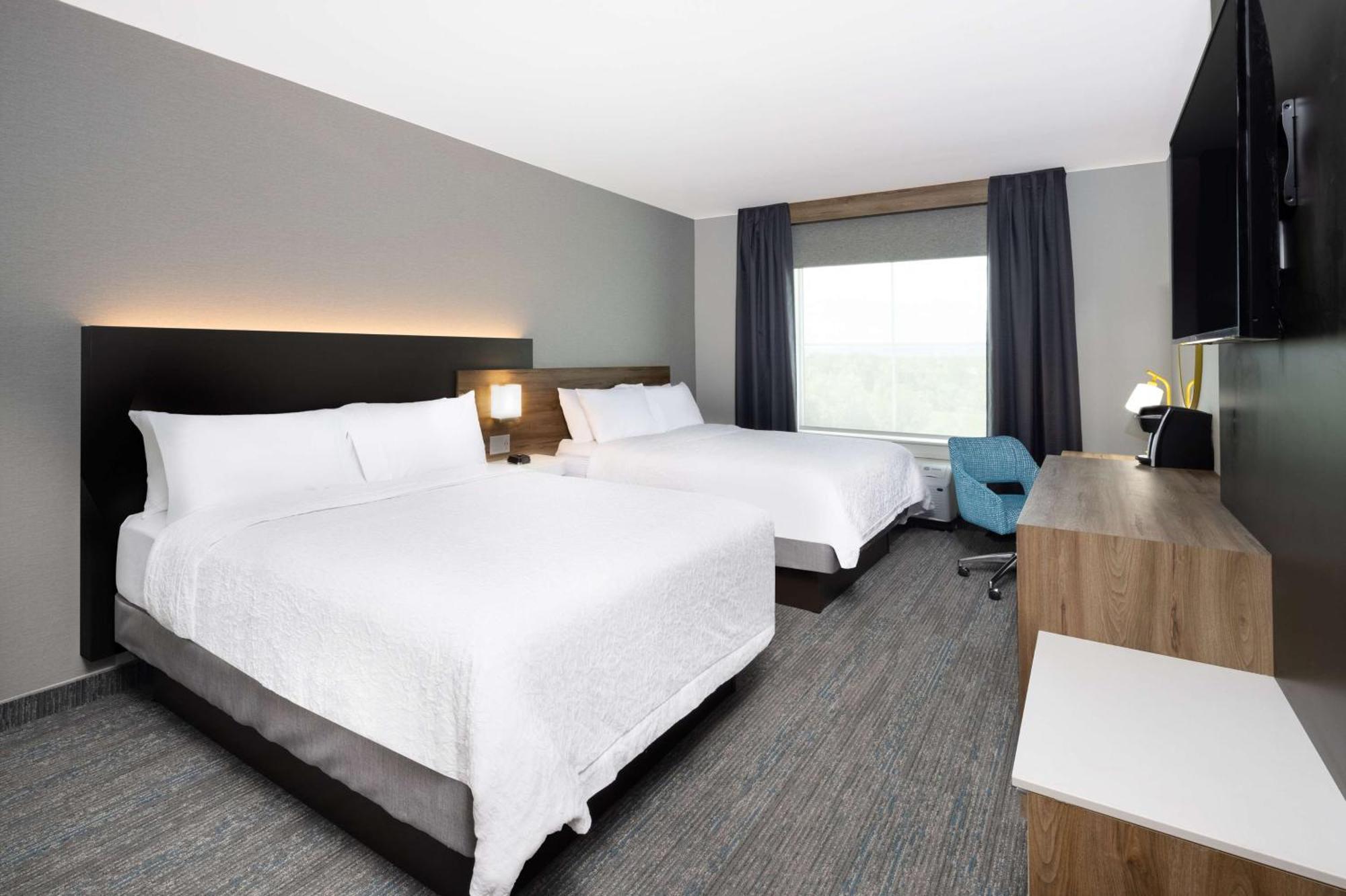Hampton Inn By Hilton Verona At Turning Stone Exterior photo
